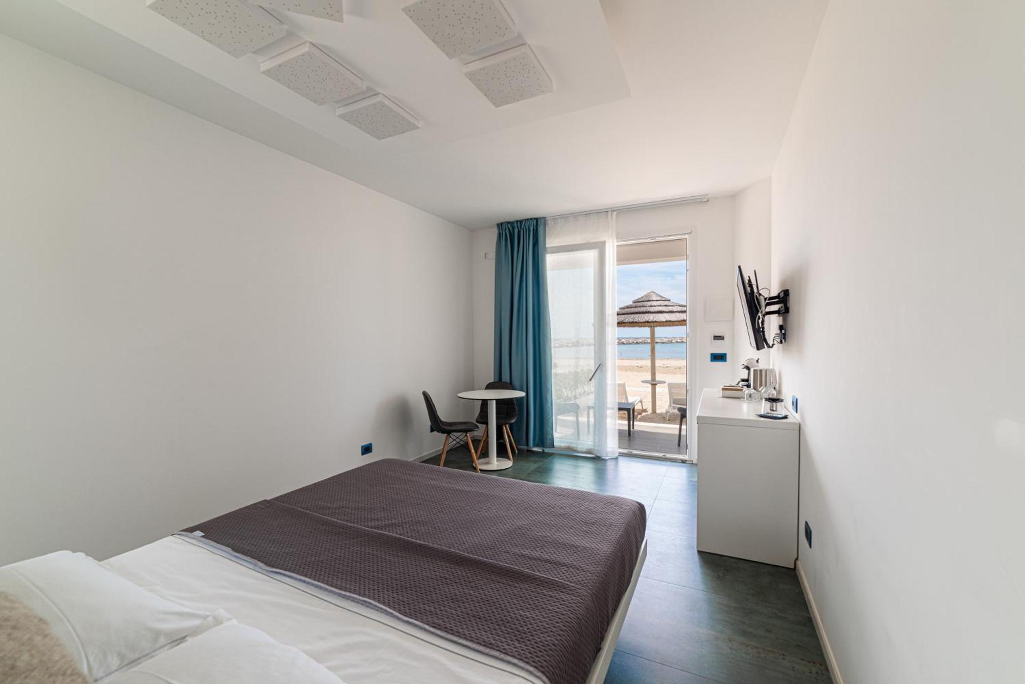 Marina Bay Beach Suites Peschici Extérieur photo