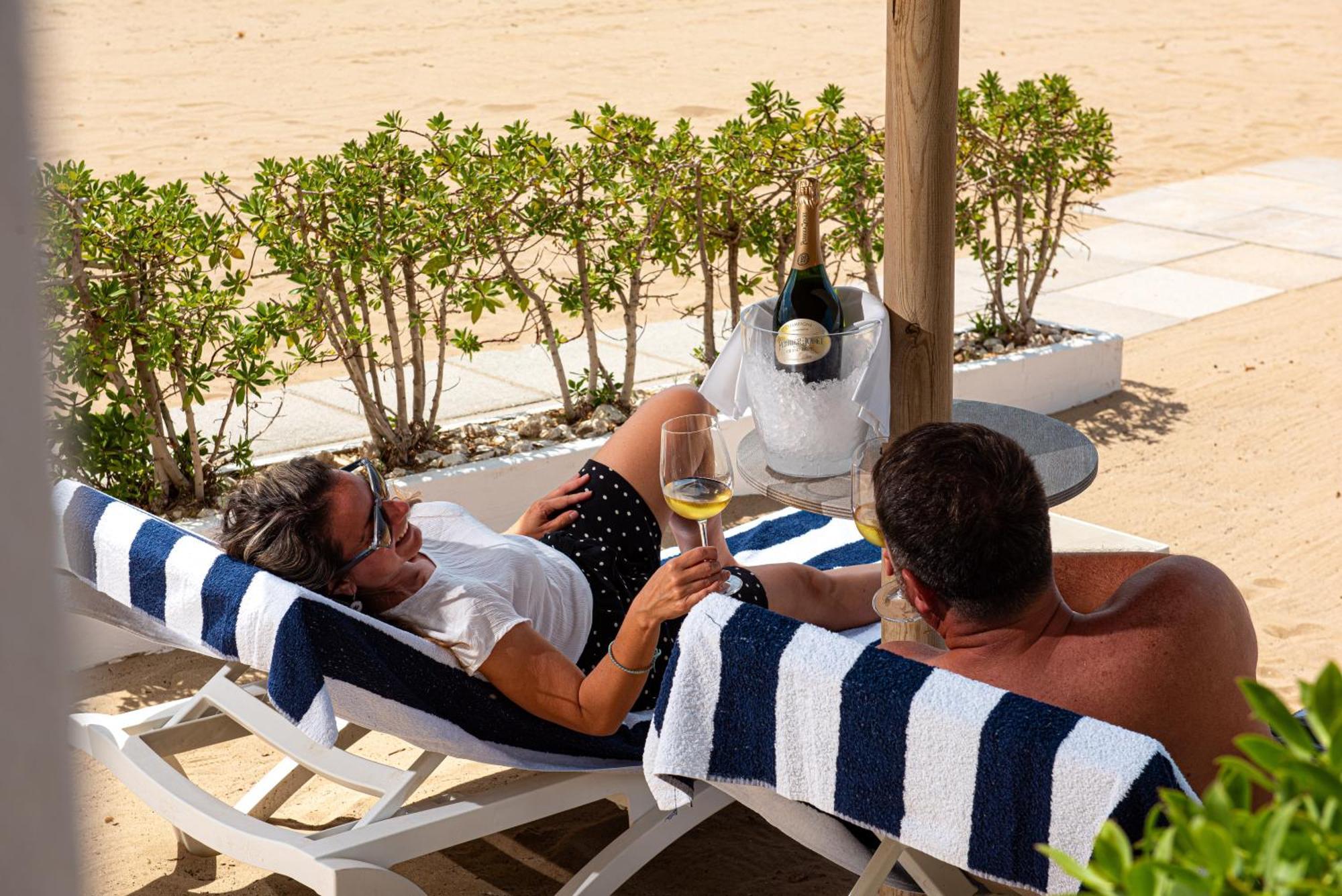 Marina Bay Beach Suites Peschici Extérieur photo